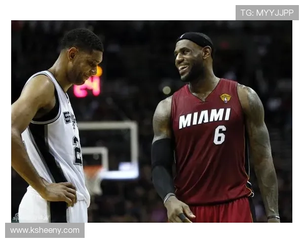 克莱与詹姆斯搭档能否超越现有成就杨毅直言不会如同JR般平庸 克莱与詹姆斯搭档能否超越现有成就杨毅直言不会如同JR般平庸