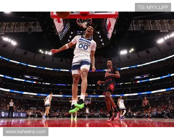 吉迪全面爆发难救主 爱德华兹高效砍分仍失利 公牛季前赛力克森林狼